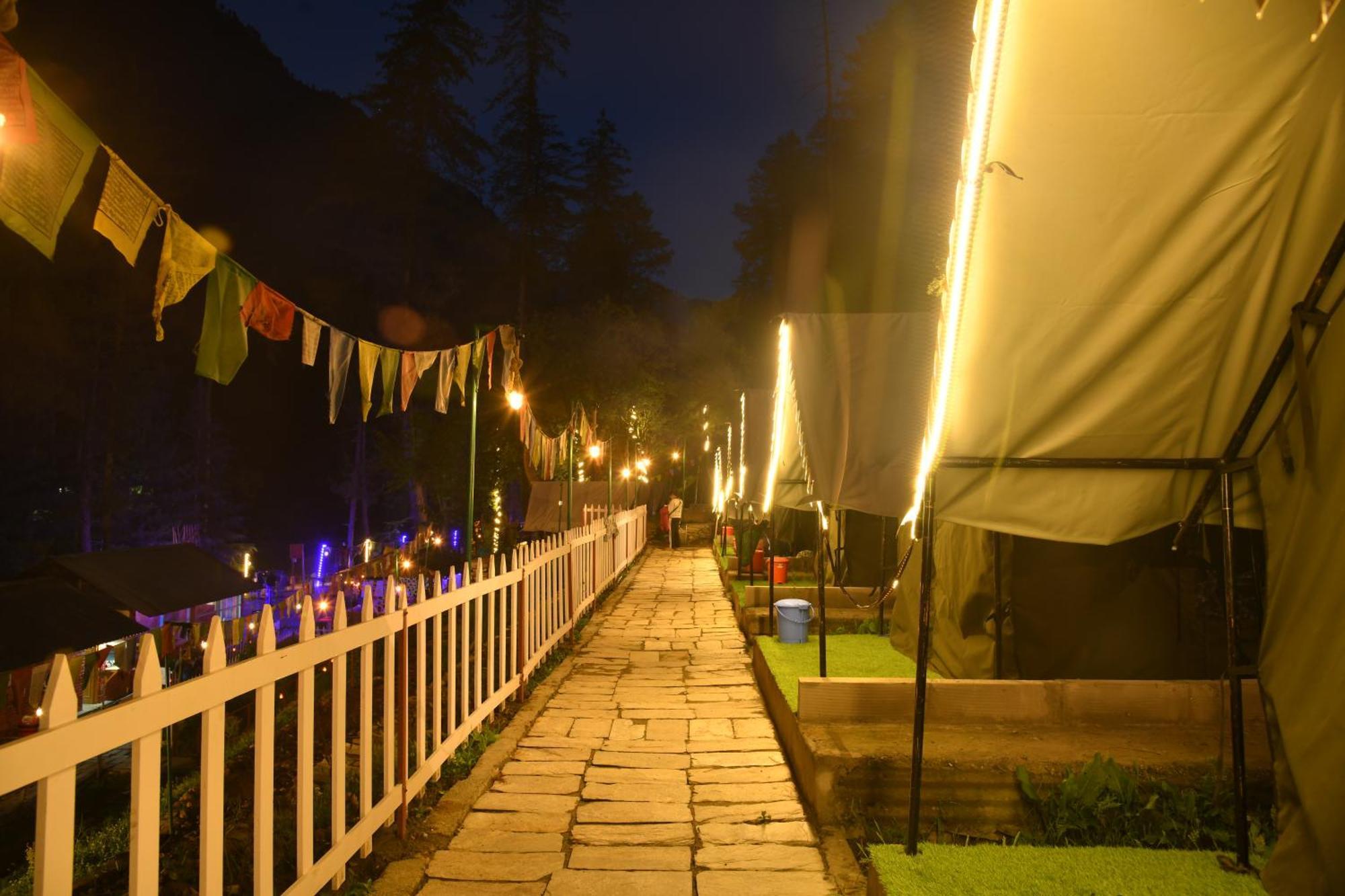 Himtrek Riverside Camps, Kasol Eksteriør bilde