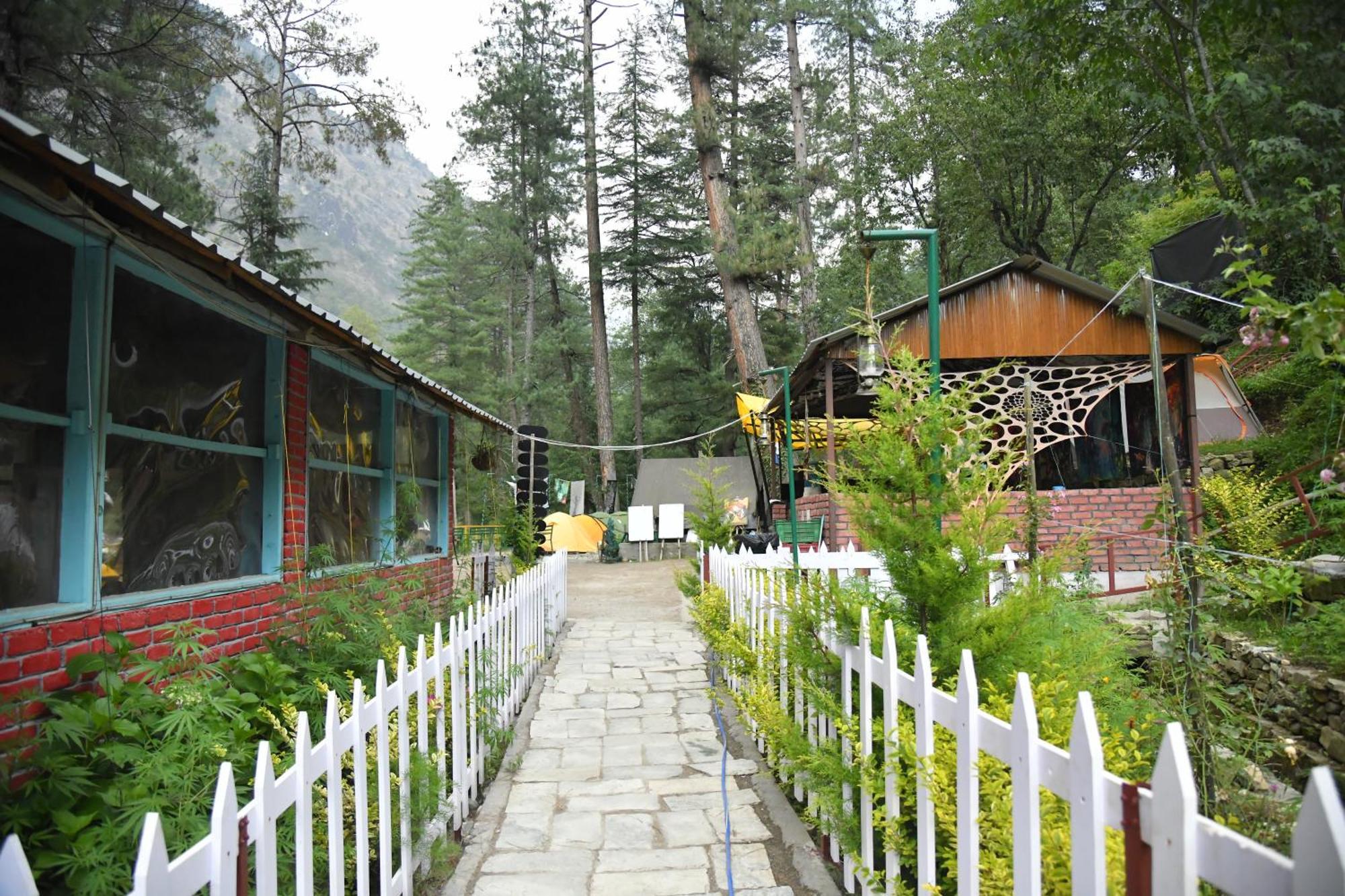 Himtrek Riverside Camps, Kasol Eksteriør bilde